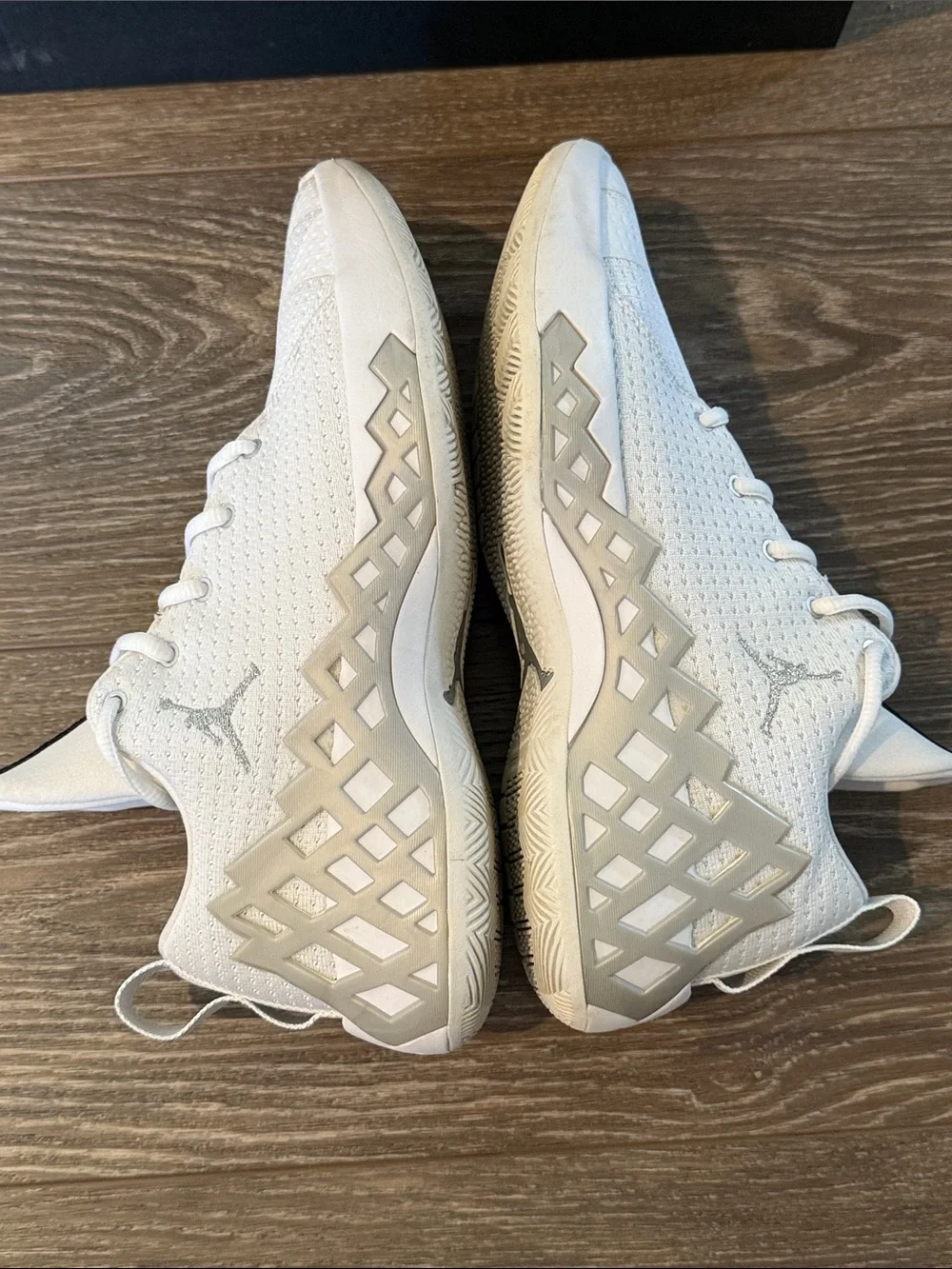 Jordan Jumpman Diamond Low White Metallic Silver